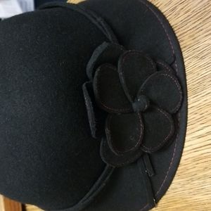 Vintage Black cloche felt hat